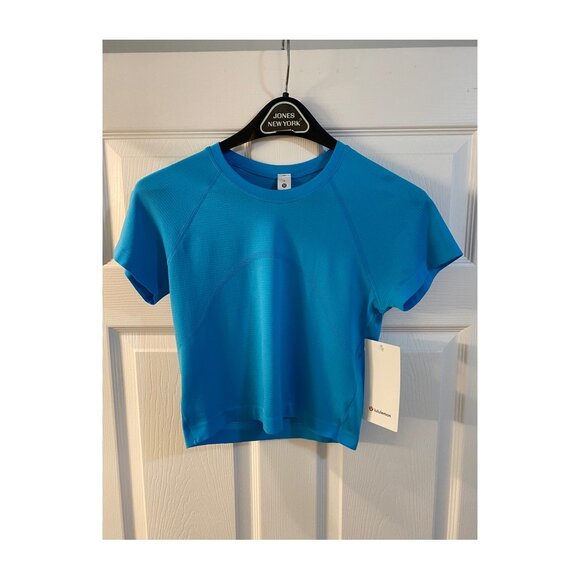 lululemon Swiftly Tech Cropped Short-Sleeve Shirt 2.0 - Picture 2 of 4